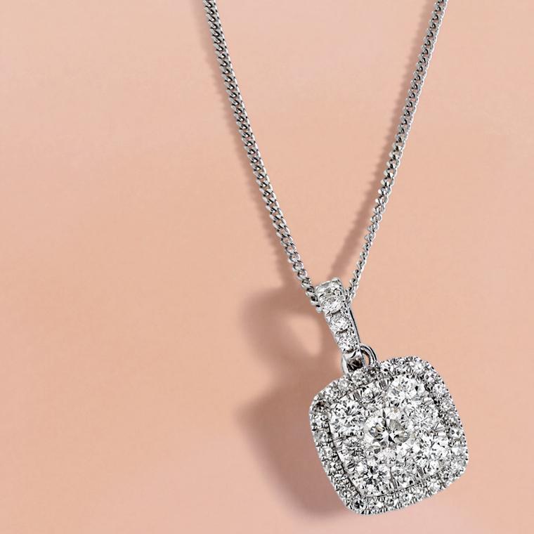 Ernest Jones - A gift to remember. This much-loved 18ct White Gold Diamond  Pendant will make heads turn. Shop now: https://buff.ly/3eHyEdW | Facebook